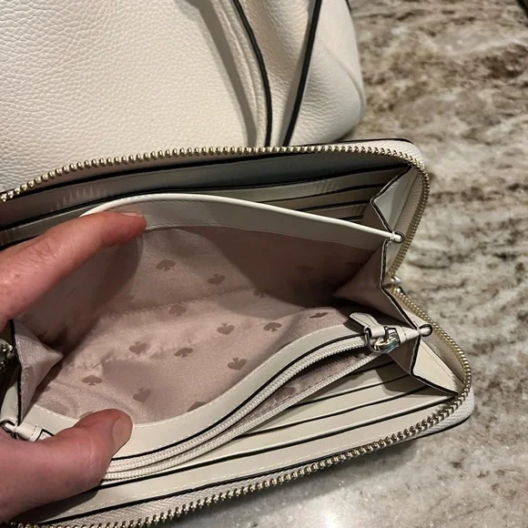 Kate spade pebbled leather purse with matching wallet - Picture 15 of 16